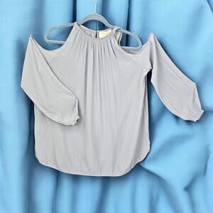 FOR 2 by Ramy Brook Maternity Top Women Medium‎ Gray Cold Shoulder Lightweight